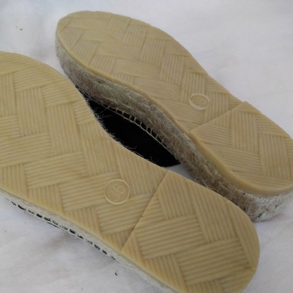 L'INTERVALLE espadrilles - Picture 3 of 5